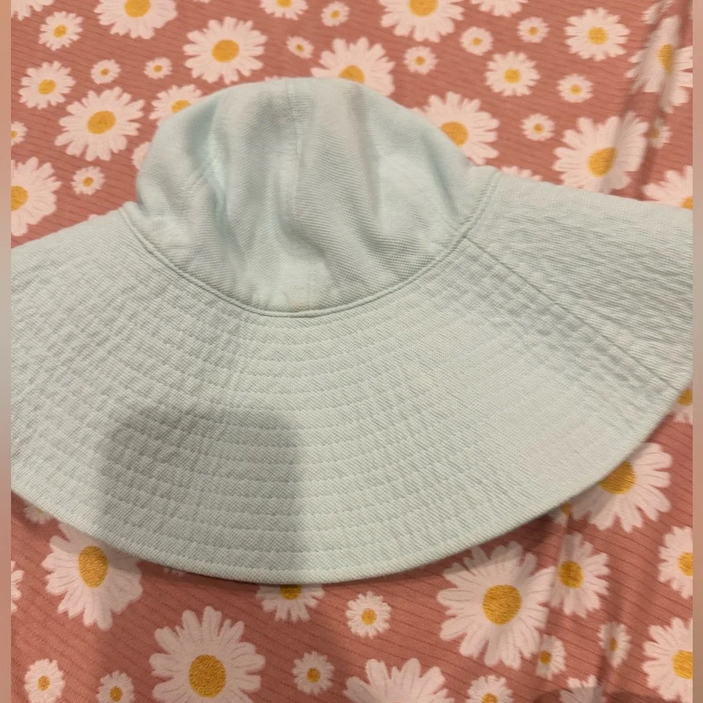 Lacoste Sky Blue/ aqua blue reversible Sun Hat - Picture 4 of 13